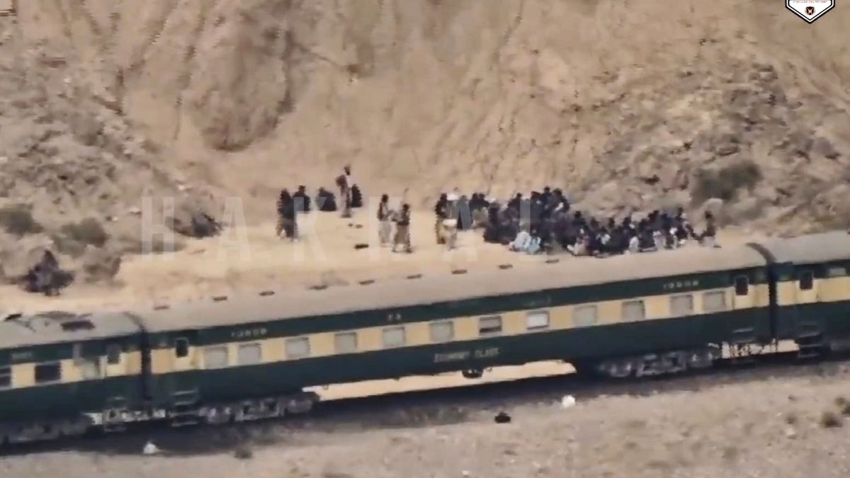 Train attack Pakisitan - 1